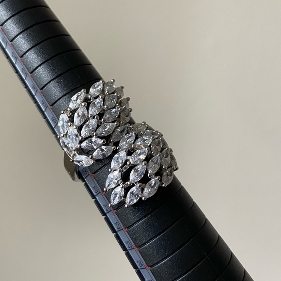 FZN Sterling silver CZ ring wings, size 9 - Picture 5 of 8